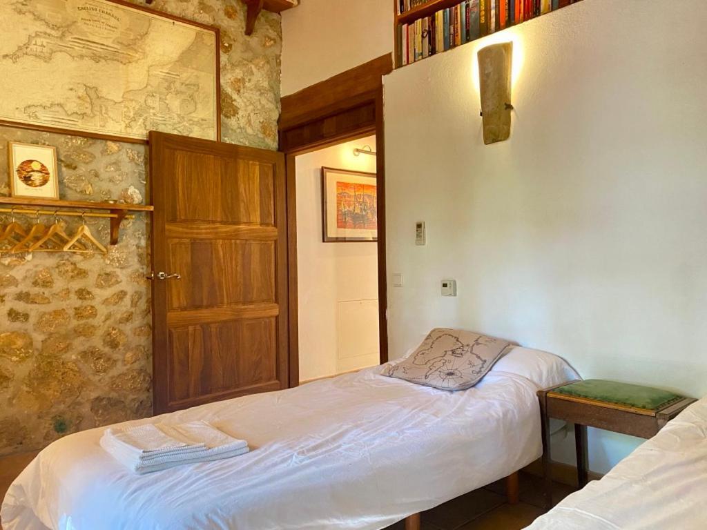 Fabulous Rustic Villa Set On Mountain With Unique Views Valldemossa  Luaran gambar