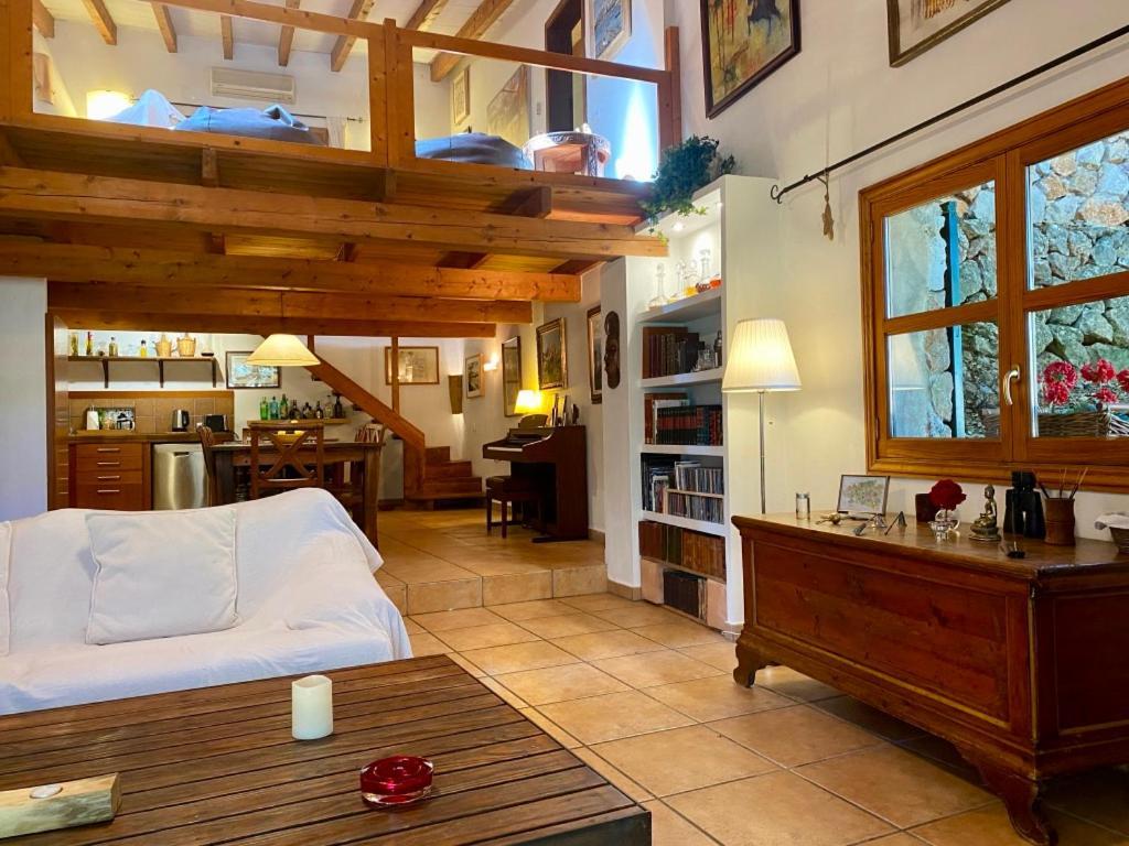 Fabulous Rustic Villa Set On Mountain With Unique Views Valldemossa  Luaran gambar