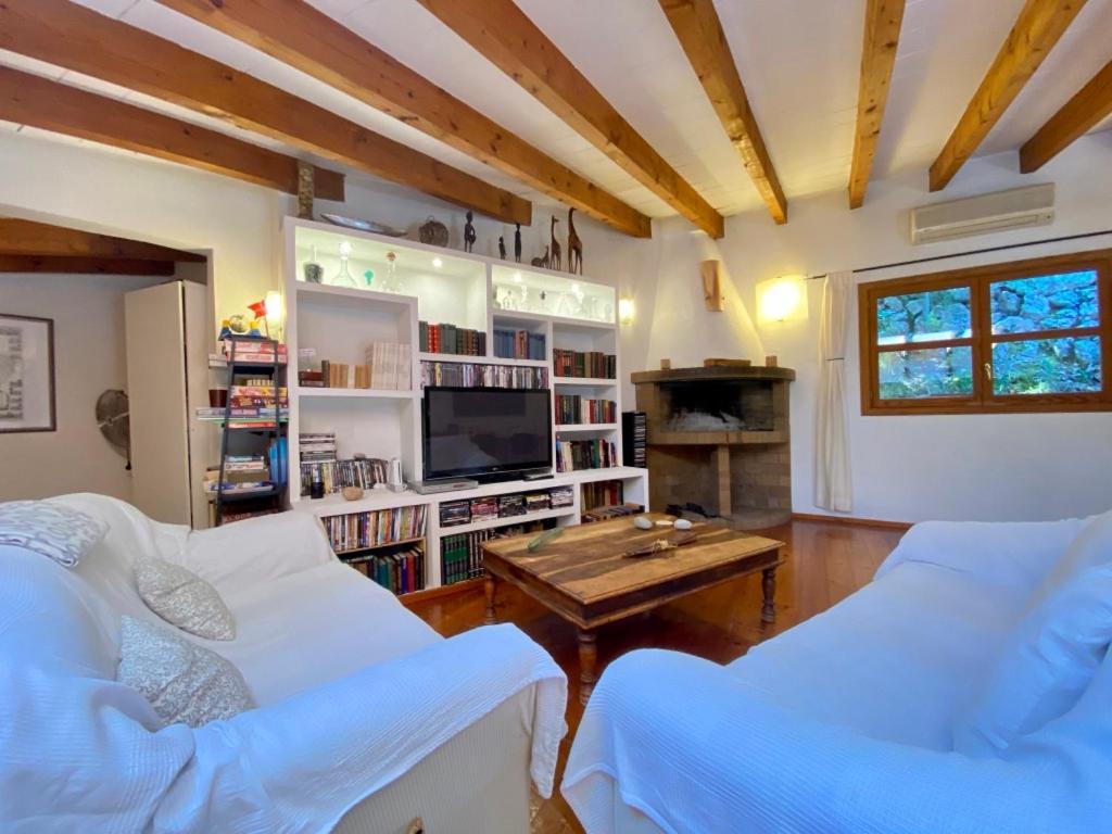 Fabulous Rustic Villa Set On Mountain With Unique Views Valldemossa  Luaran gambar